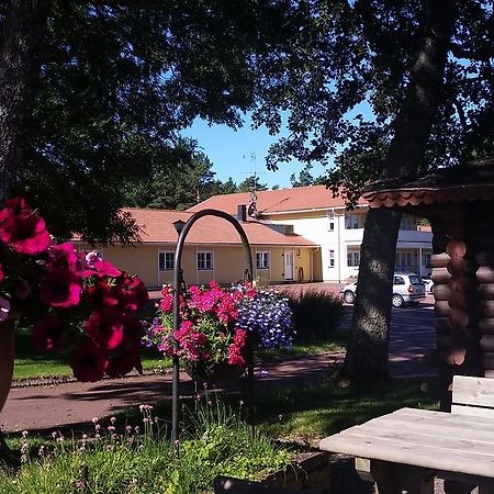 Basto Hotel & Stugby Palsbole Esterno foto