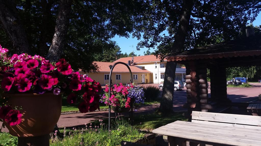 Basto Hotel & Stugby Palsbole Esterno foto